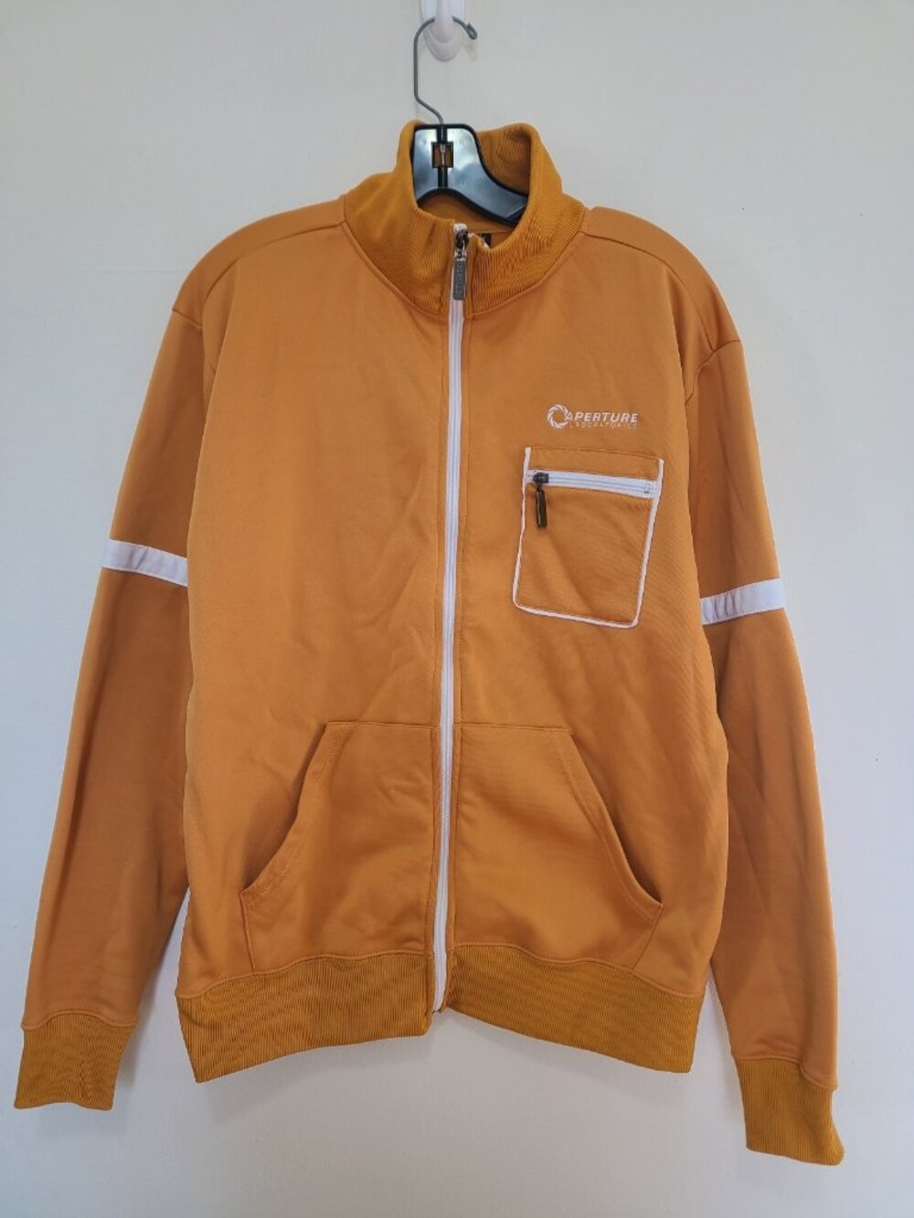 Portal 2 JINX Inc 2013 Aperture Test Subject Premium Track Jacket size M